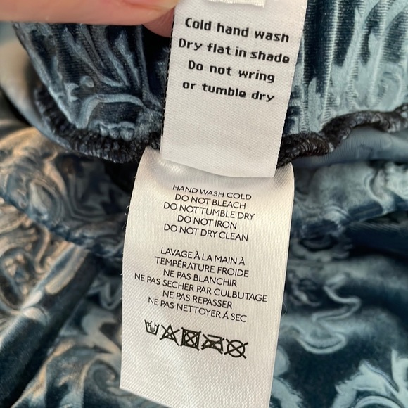 Flare Street Velvet Faerydae Flares New L 70’s Flower Power Free People Blue NEW - Picture 9 of 10